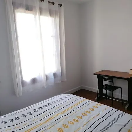 Vakantiehuis Maison Individuelle Au Calme Montreuil (Seine-Saint-Denis)